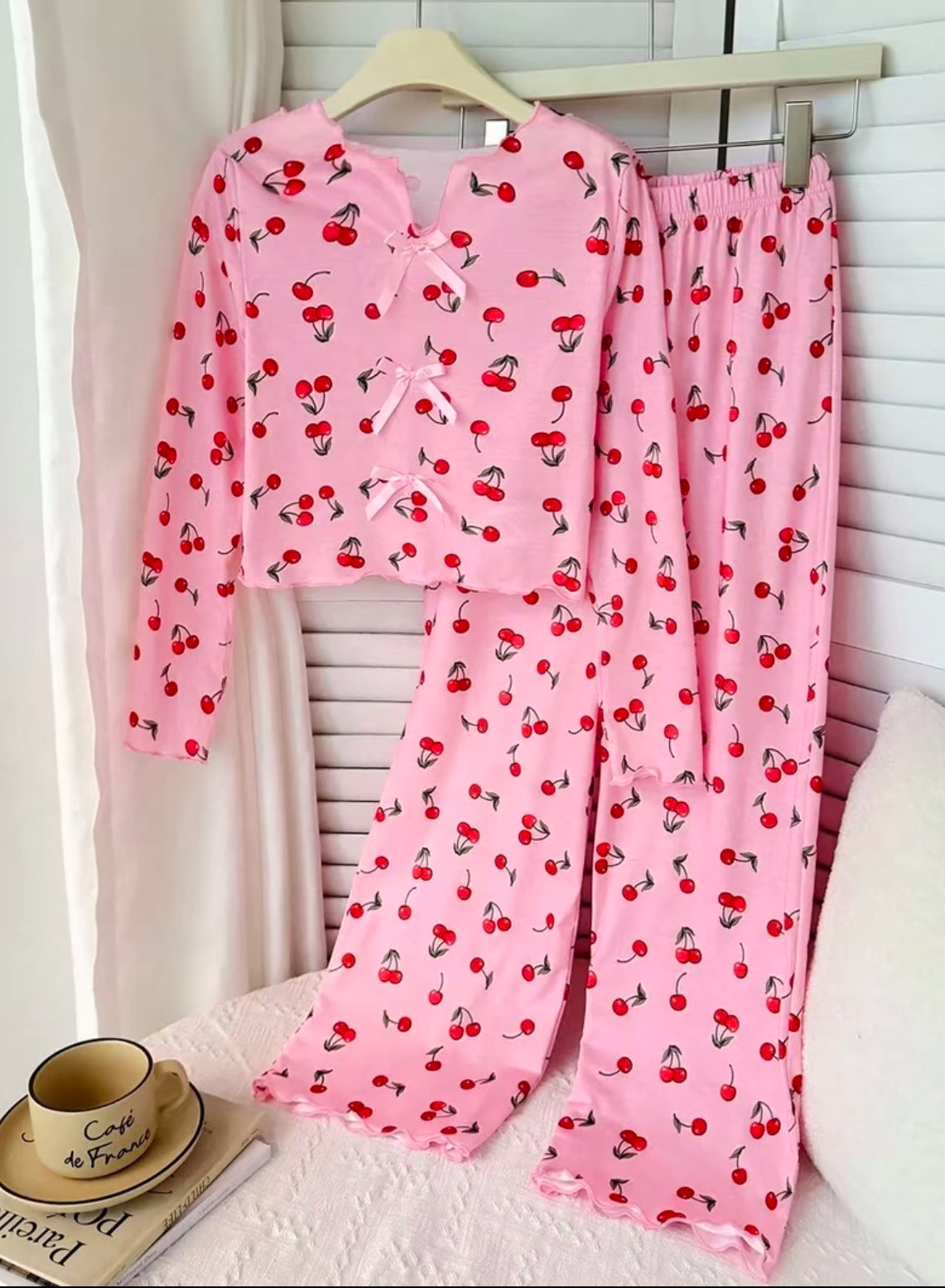 Tween Girls Cherry Pattern V-Neck Long Sleeve Top & Pants Pajama Set