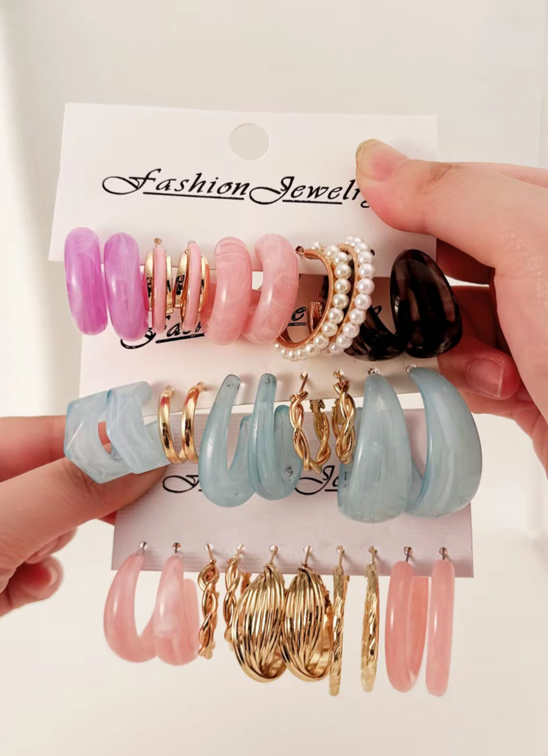 Mixed Color Faux Pearl Decorated Hoop Earrings