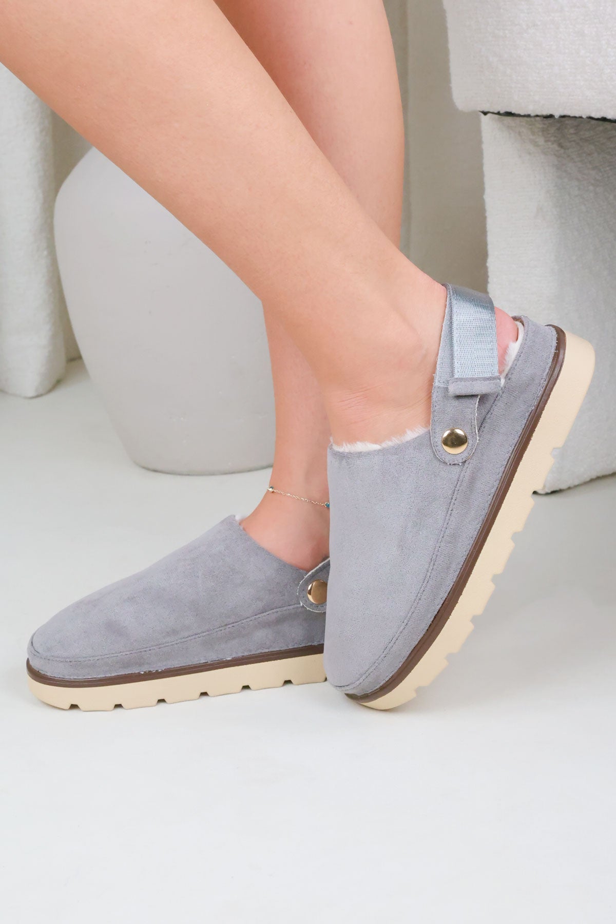 GREY COZY FAUX FUR LINED MULE WITH VELCRO STRAP