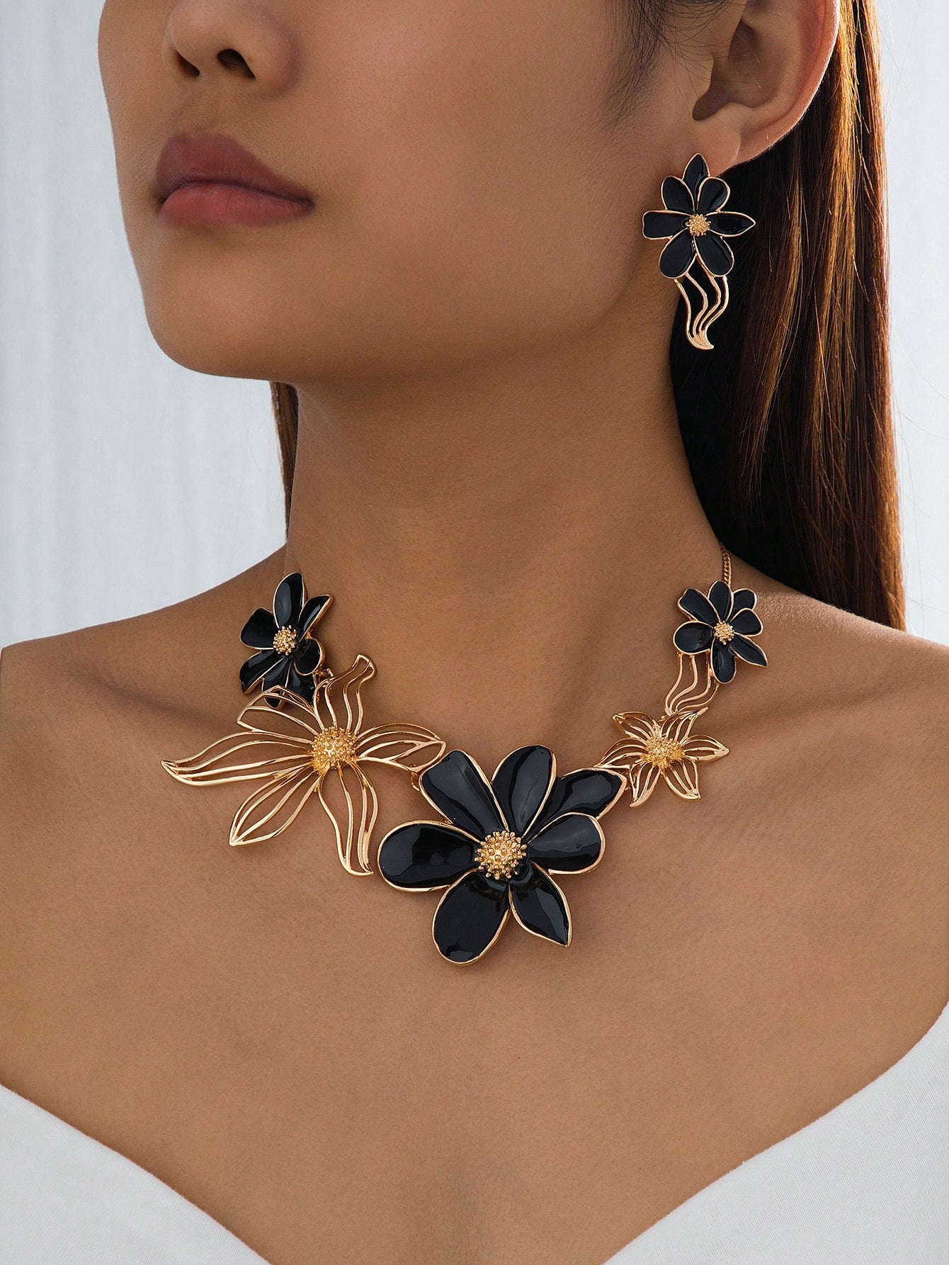Flower Necklace Set