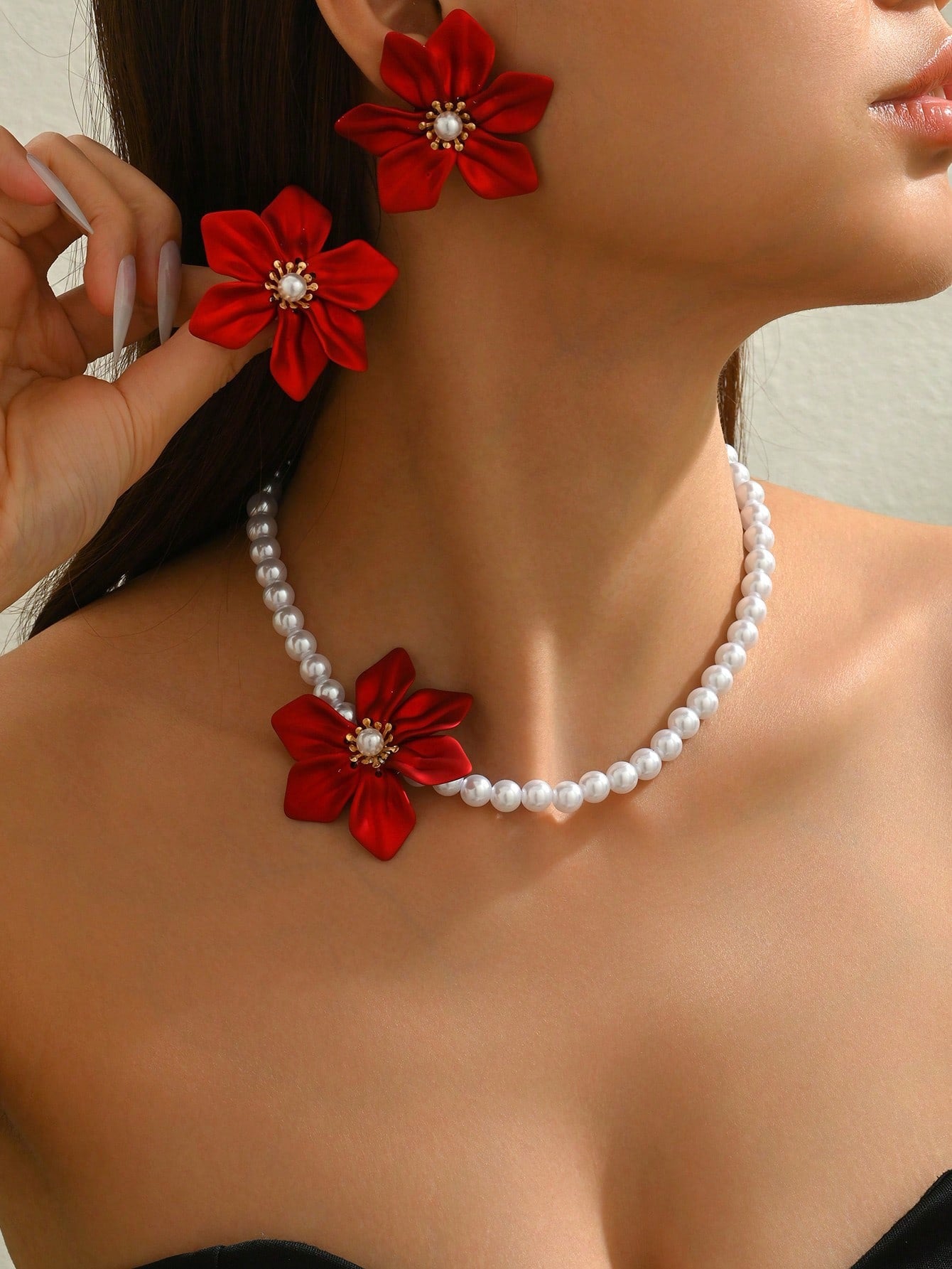 Perl Flower Necklace Set