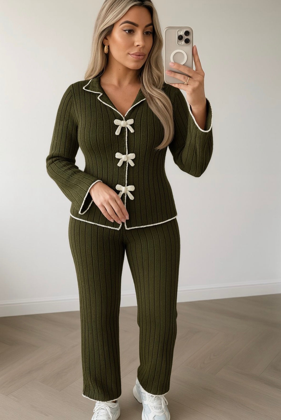 Knitted Bow-tied Ribbed Lounge Set Super Soft