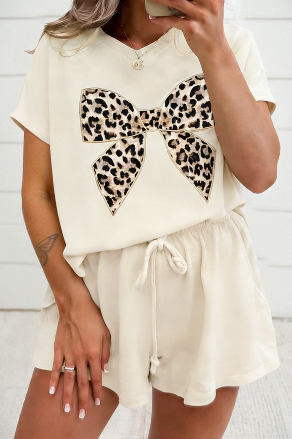 Contrast Leopard Bow Patched V-Neck Loose Tee Drawstring Shorts Co-ord Set