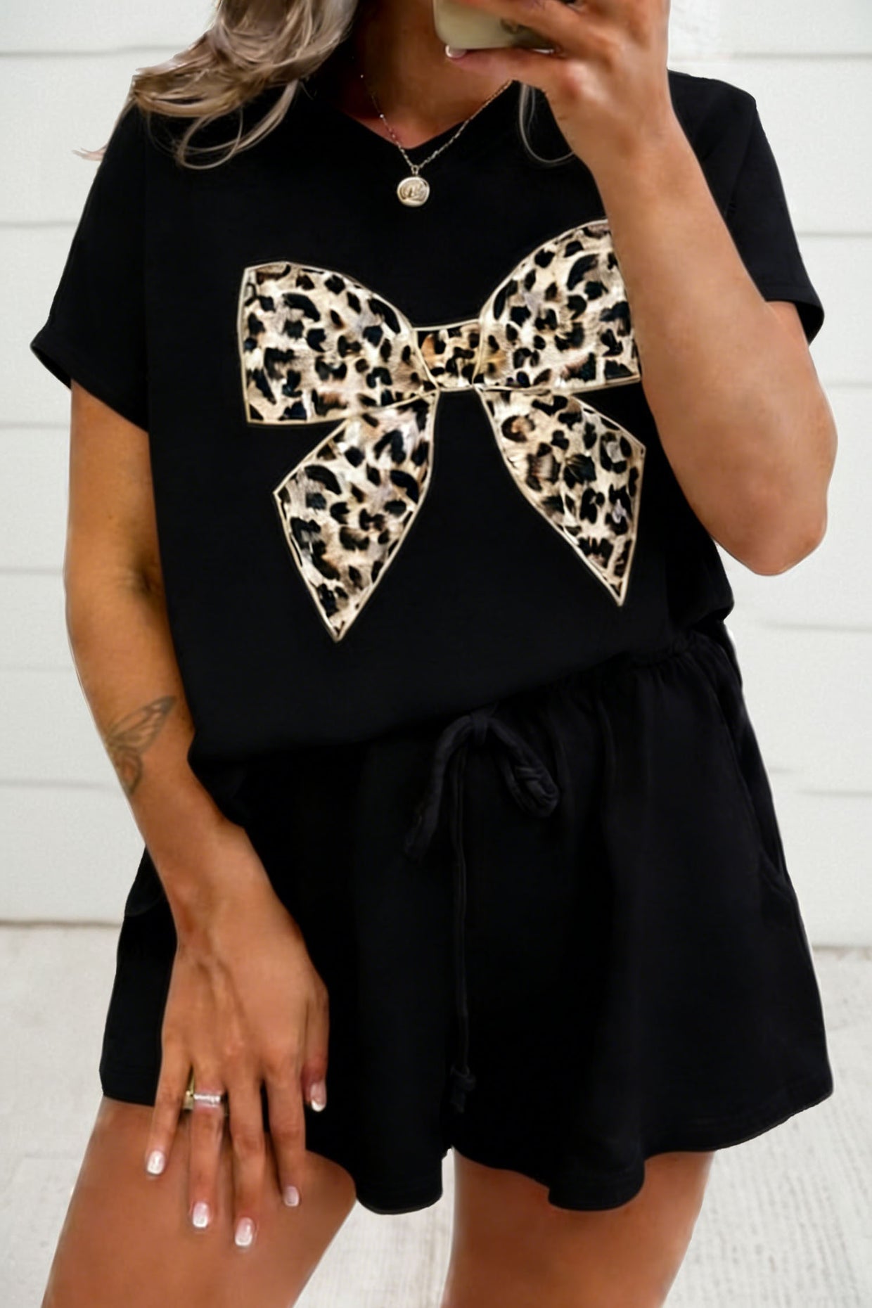 Contrast Leopard Bow Patched V-Neck Loose Tee Drawstring Shorts Co-ord Set