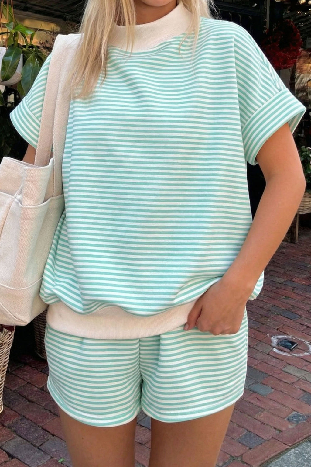 Stripe Cuffed Sleeve Contrast Mock Neck Tee Casual Co-ord Short Set